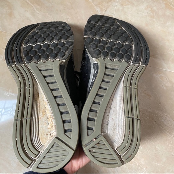 Nike Stable Ride Running Sneakers - Black - Picture 8 of 10